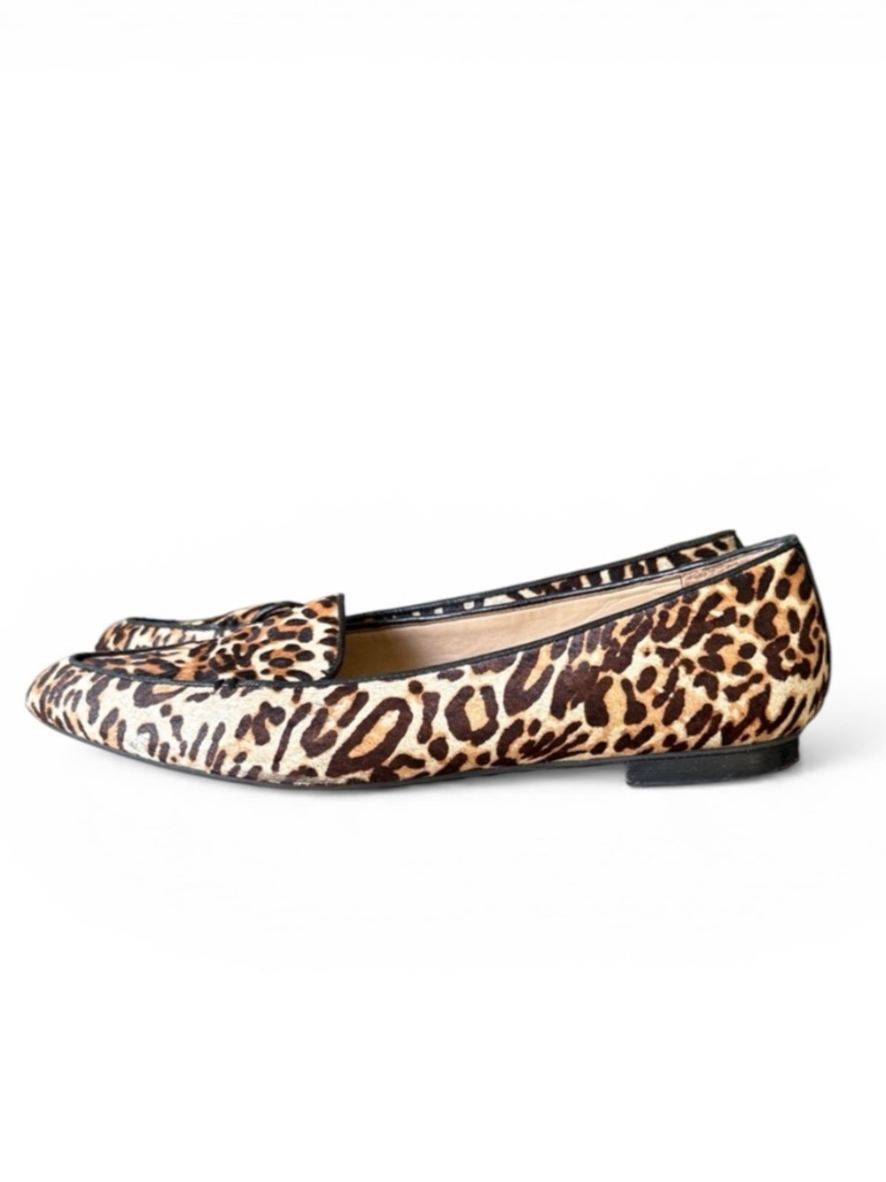 ANTONIO MELANI ladies leather Animal print flats excellent condition size 8 1/2